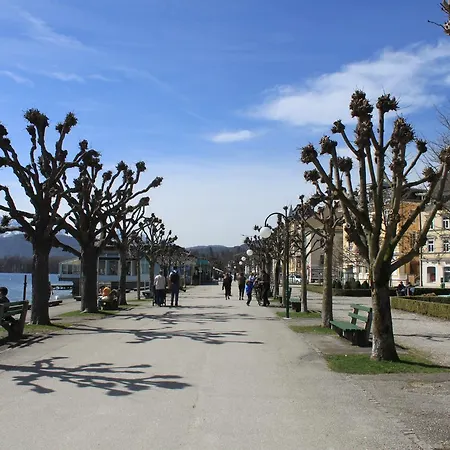 Walk Apartment *